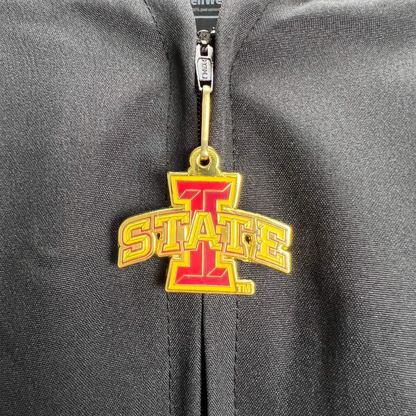 I-State Zipper Pull